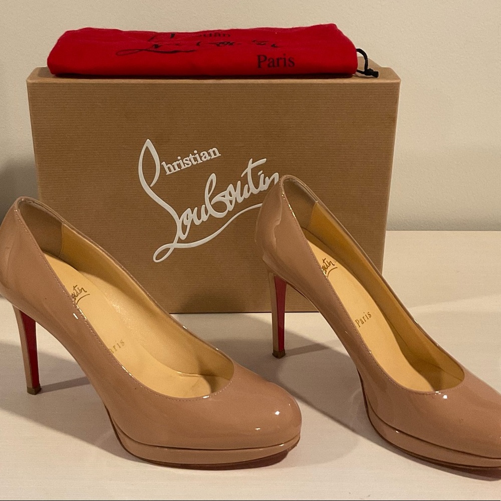 Christian Louboutin “New Simple Pump”